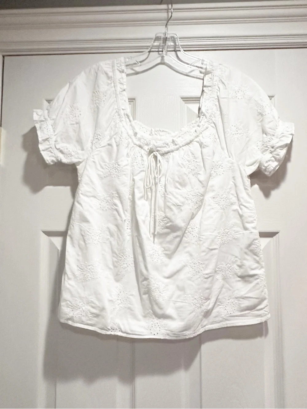 J Crew Square Neck Top Embroidered Eyelet Blouse Shirt SMALL AN408 Short Sleeve
